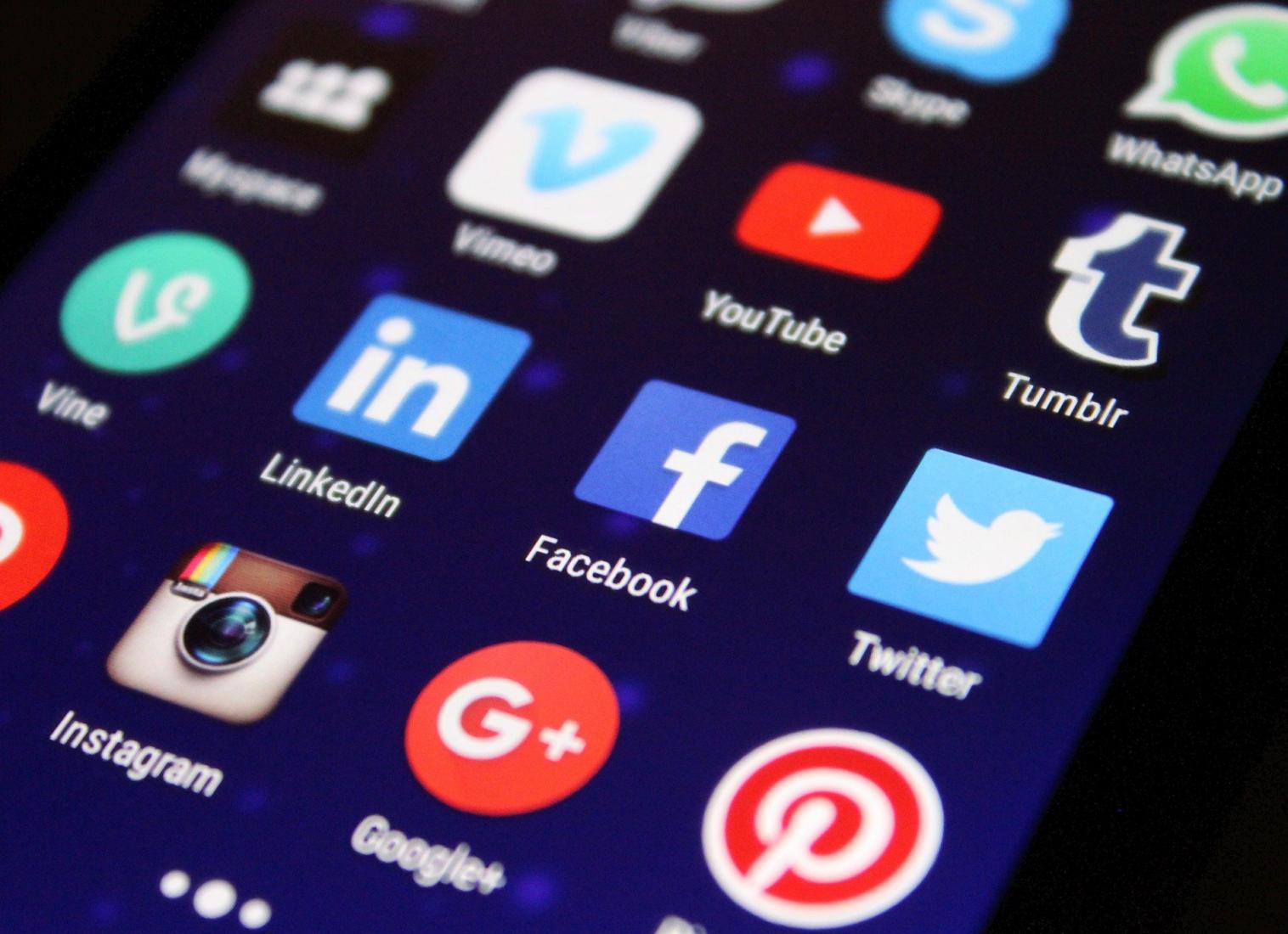 [U14 à U19] Utiliser à bon escient les réseaux sociaux
